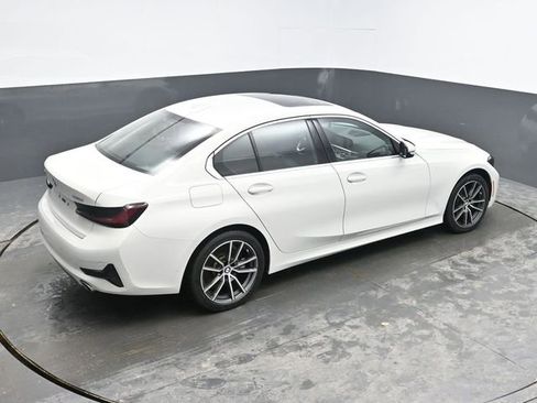 Used 2020 BMW 330i xDrive Sedan w/ Convenience Package image 22