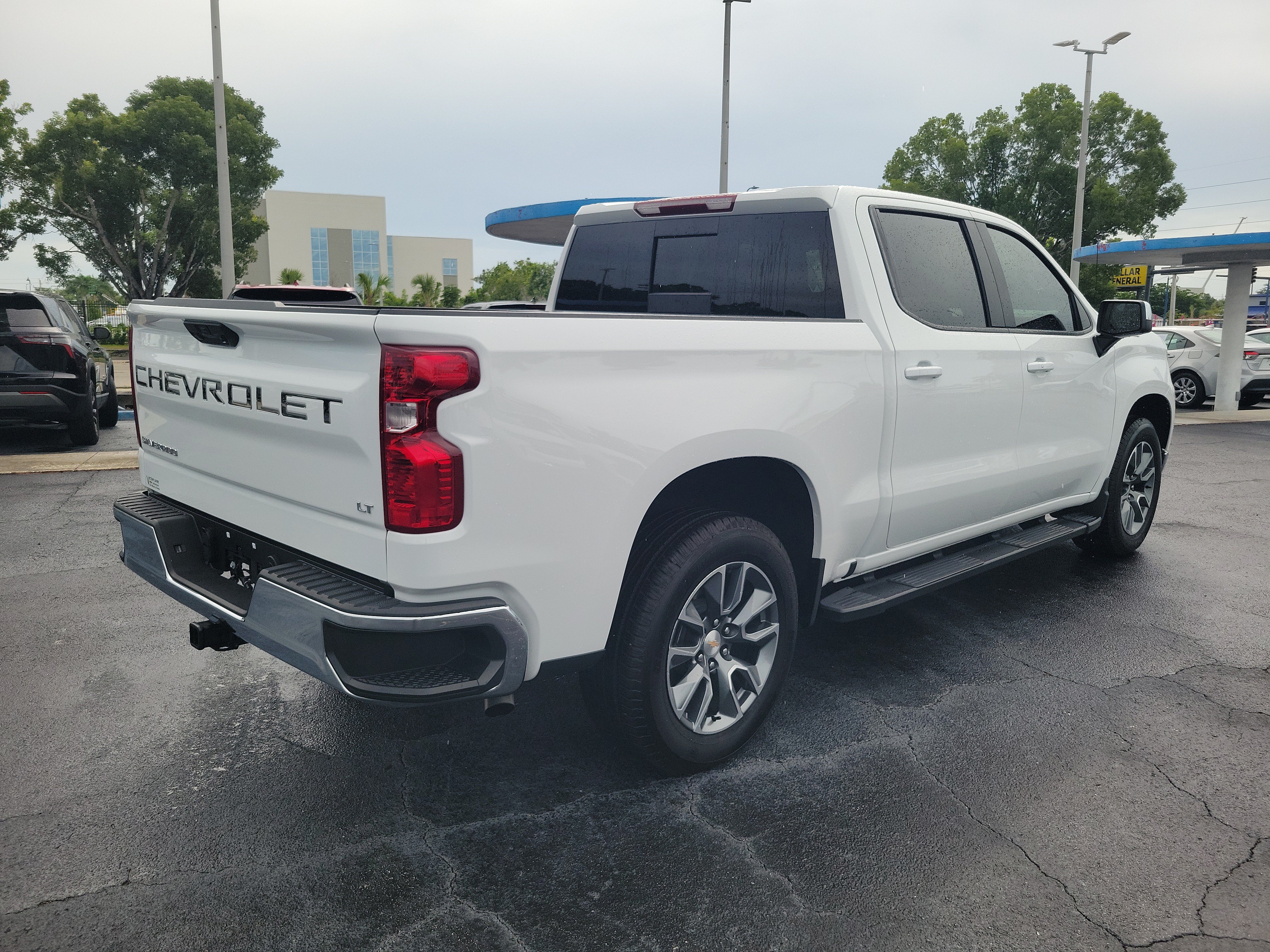 Used 2026 Chevrolet Silverado 1500 LT w/ All Star Edition Plus RWD image 4