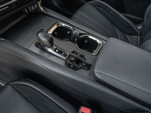 Used 2024 Lexus RX 500h F Sport image 11