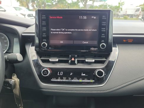 Used 2022 Toyota Corolla SE image 26