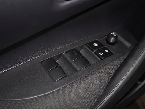 Certified 2025 Toyota Corolla LE image 9