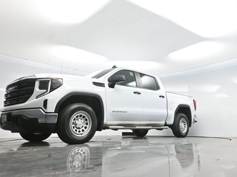 Used 2024 GMC Sierra 1500 Pro w/ Pro Value Package AWD/4WD image 54