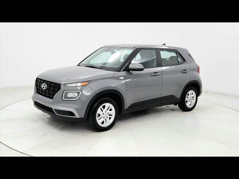 Used 2021 Hyundai Venue SE FWD image 1