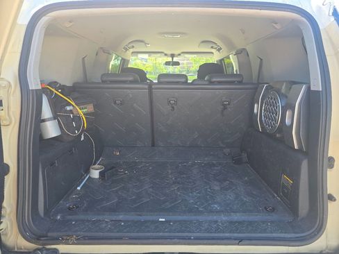 Used 2008 Toyota FJ Cruiser 4WD image 10