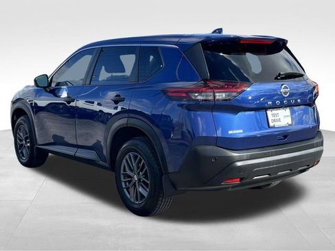Used 2021 Nissan Rogue S image 5