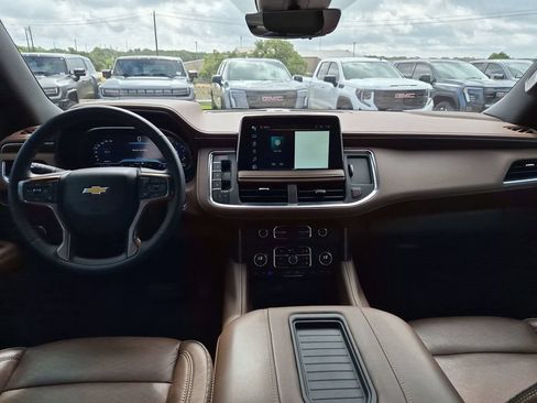 Used 2024 Chevrolet Tahoe High Country RWD image 33