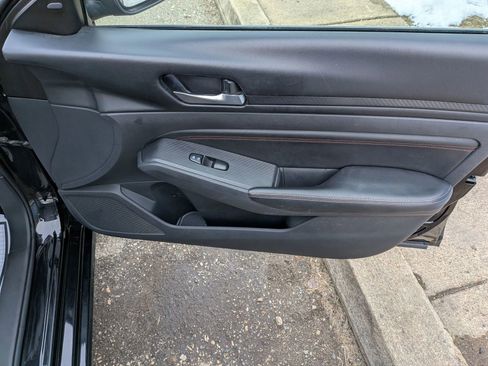 Used 2022 Nissan Altima 2.0 SR image 31