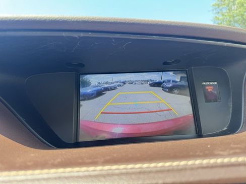 Used 2016 Lexus ES 300h image 14