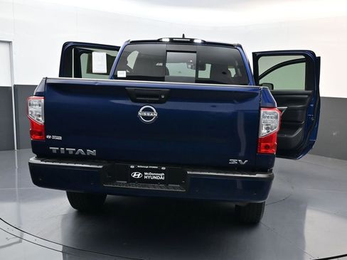 Used 2023 Nissan Titan SV RWD image 28