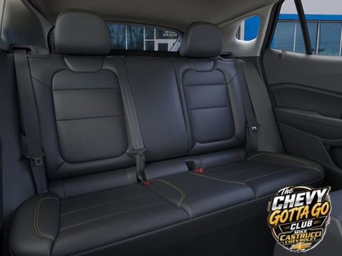 New 2026 Chevrolet Trax ACTIV w/ Sunroof Package FWD image 17