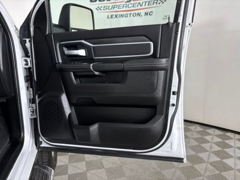 Used 2026 RAM 2500 Big Horn AWD/4WD image 30