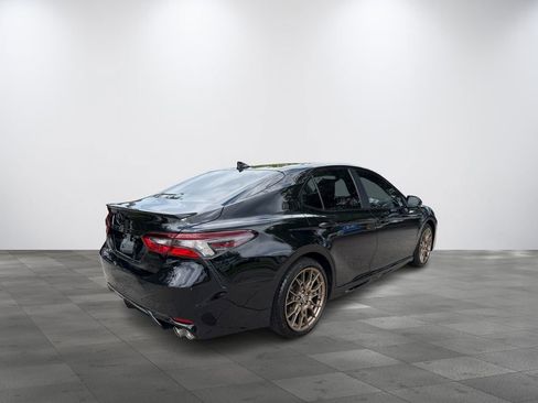Used 2023 Toyota Camry SE w/ Convenience Package FWD image 6