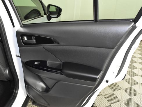 Used 2024 Mitsubishi Eclipse Cross LE image 42