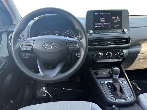Used 2023 Hyundai Kona SEL AWD/4WD image 10