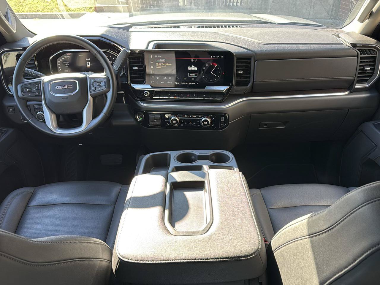 Used 2026 GMC Sierra 1500 SLT AWD/4WD image 6