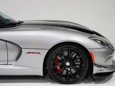 Used 2016 Dodge Viper ACR RWD image 20