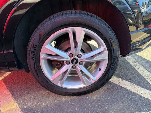 Used 2021 Audi Q3 2.0T Premium Plus image 6