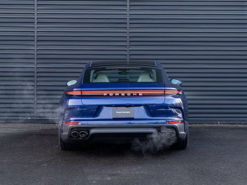 New 2026 Porsche Panamera 4 AWD/4WD image 7