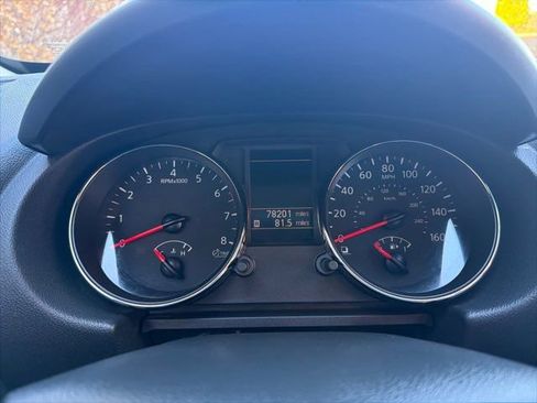 Used 2011 Nissan Rogue SV w/ SL Pkg image 26