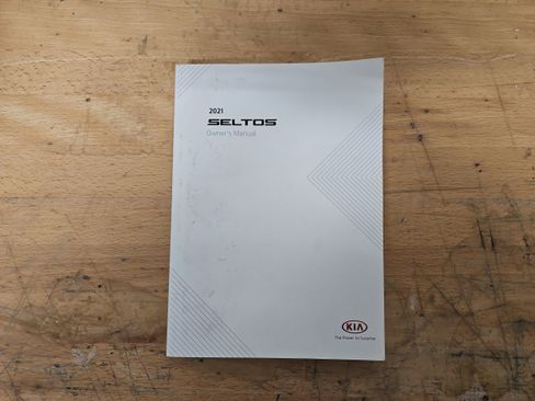 Used 2021 Kia Seltos SX image 25