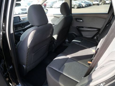 Used 2021 Nissan Rogue SV image 21