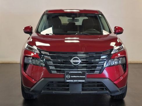 Certified 2024 Nissan Rogue SV image 3