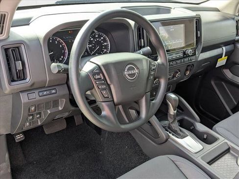 New 2025 Nissan Frontier S image 3