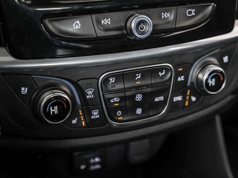 Used 2022 Chevrolet Traverse Premier w/ Redline Edition FWD image 30