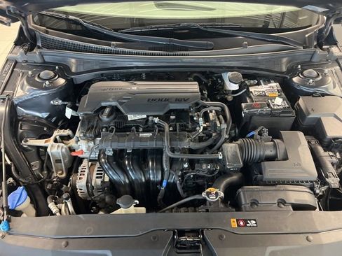 Used 2021 Hyundai Elantra SEL w/ Convenience Package image 13