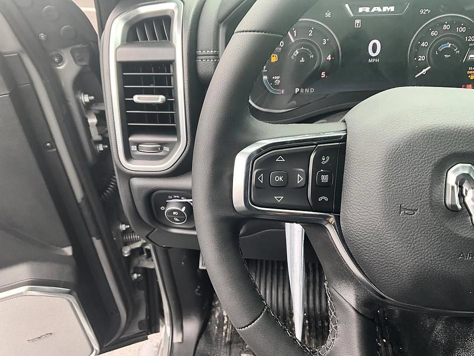 New 2026 RAM 5500 4x4 Crew Cab w/ Laramie Trim Package image 30