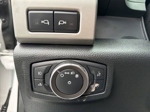 Used 2019 Ford F350 Lariat w/ Lariat Ultimate Package image 59