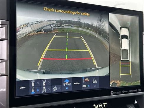 Used 2023 Toyota Tundra Platinum image 14