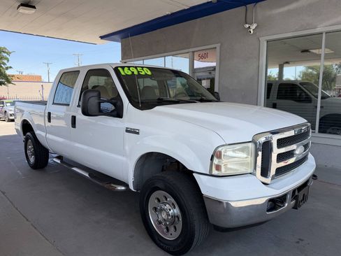 Used 2005 Ford F250 XL AWD/4WD image 2