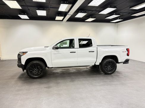 New 2026 Chevrolet Colorado W/T image 2