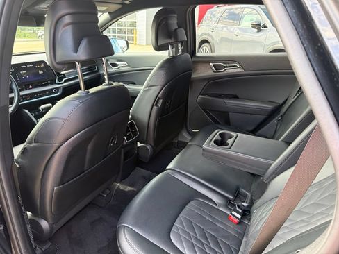 Used 2025 Kia Sportage X-Line AWD/4WD image 17