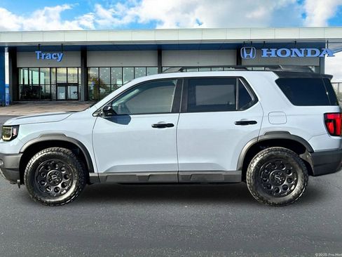 Certified 2026 Honda Passport TrailSport image 12