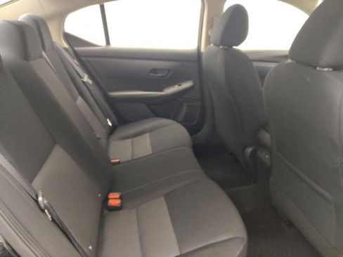 Used 2024 Nissan Sentra SV FWD image 19
