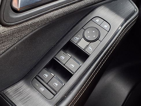 Used 2023 Nissan Rogue SV image 22