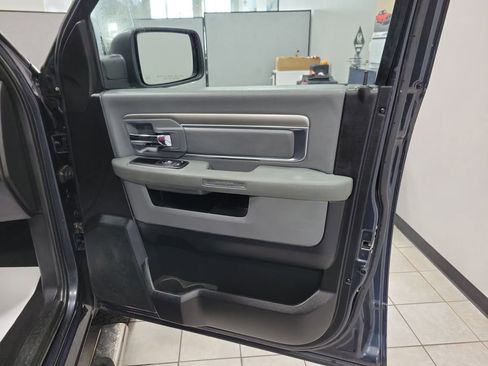 Used 2019 RAM 1500 Big Horn image 23