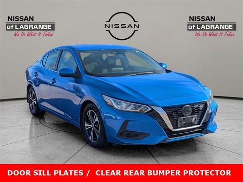 Used 2022 Nissan Sentra SV image 3