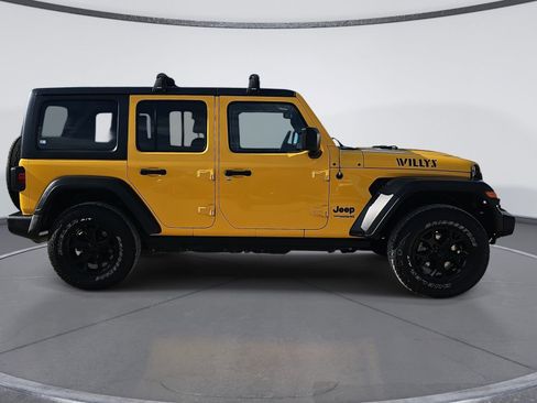 Used 2020 Jeep Wrangler Unlimited Sport image 2
