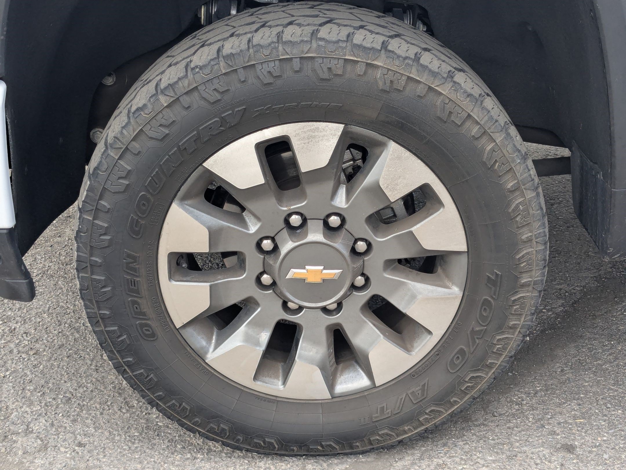 Used 2024 Chevrolet Silverado 3500 LTZ w/ LTZ Plus Package AWD/4WD image 14