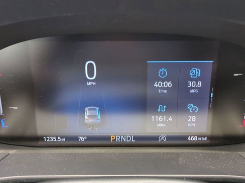 New 2025 Ford Escape ST-Line w/ Tech Pack #1 AWD/4WD image 32