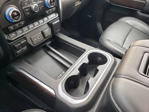 Used 2020 GMC Sierra 1500 SLT w/ SLT Premium Plus Package image 21