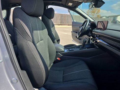 Certified 2023 Honda Accord Sport image 24