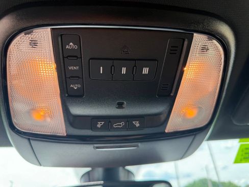 Used 2021 Dodge Durango R/T AWD/4WD image 24
