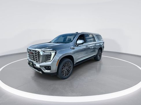 New 2026 GMC Yukon XL Denali w/ Sun & Power Step Package AWD/4WD image 4