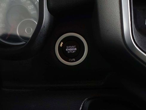 Used 2019 RAM 1500 Big Horn AWD/4WD image 33