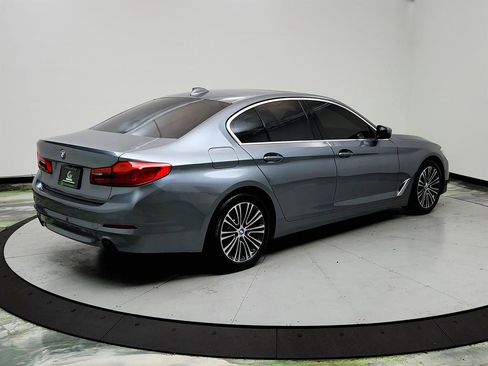 Used 2019 BMW 530i w/ Convenience Package image 5