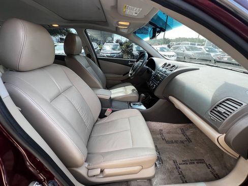 Used 2012 Nissan Altima 2.5 SL w/ 2.5SL Pkg FWD image 13